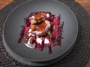 Rote-Bete-Risotto mit Kalbsfilet