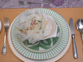 Bouillon Zézette mit Champignons und Erbsenschoten