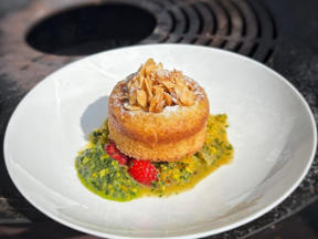 Mandelkuchen, Zitrusfrüchte und süße Mojo Verde (Mickie Krause)