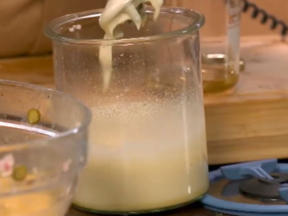 Speck-Röstzwiebel-Mayonnaise