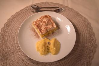 Tres Leches Kuchen mit Mango-Kokos-Eis