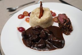 Zweierlei vom Reh trifft Selleriepüree