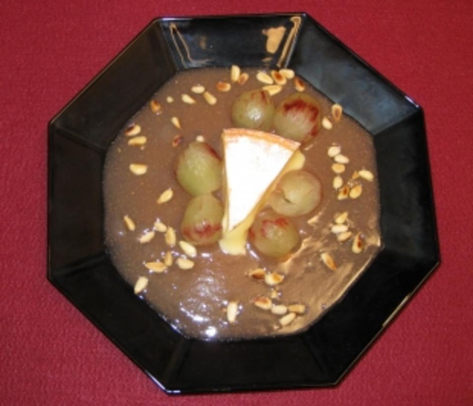 Das perfekte Dinner Rezepte - Lauwarmer Reblochon mit Trauben in Soße