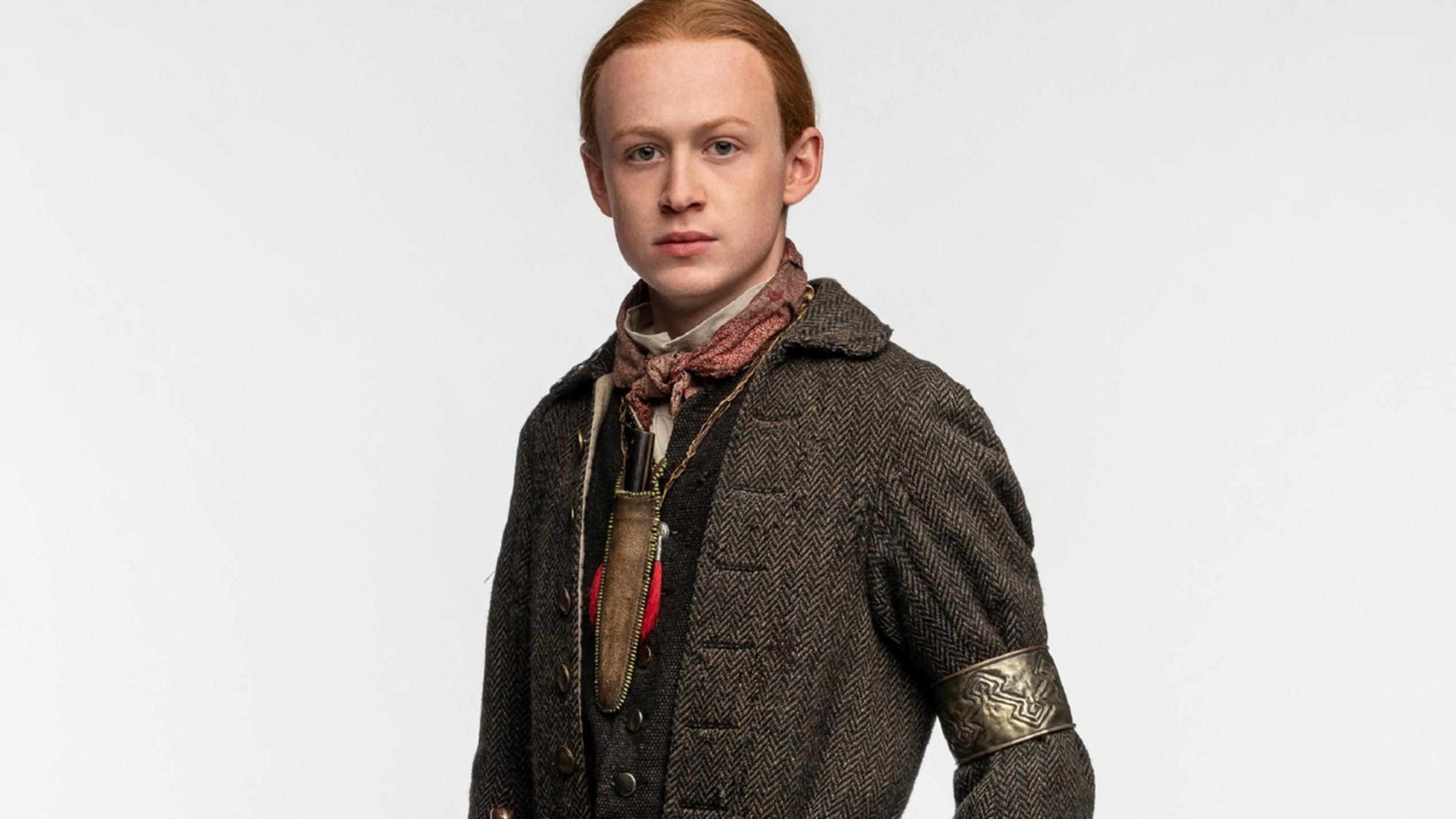 Outlander: John Bell Spielt Young Ian Murray