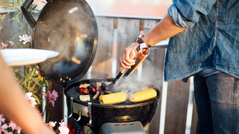 Grillen auf dem Balkon, im Garten und im Freien Wann darf