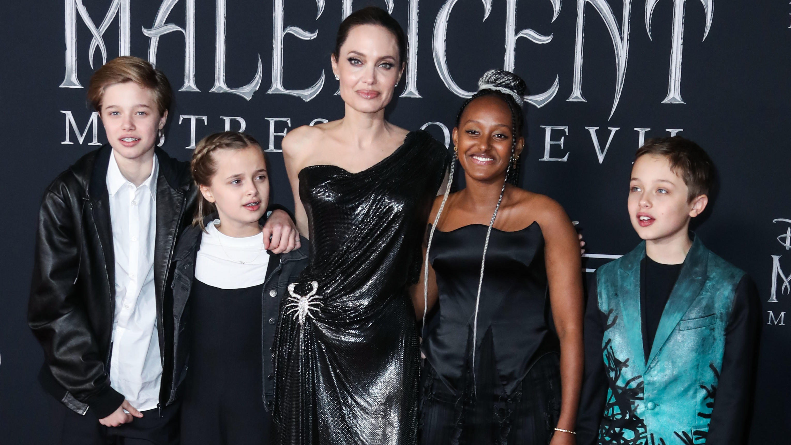 Angelina Jolie Cooler Mama Tochter Partnerlook Mit Ihrer Zahara 14