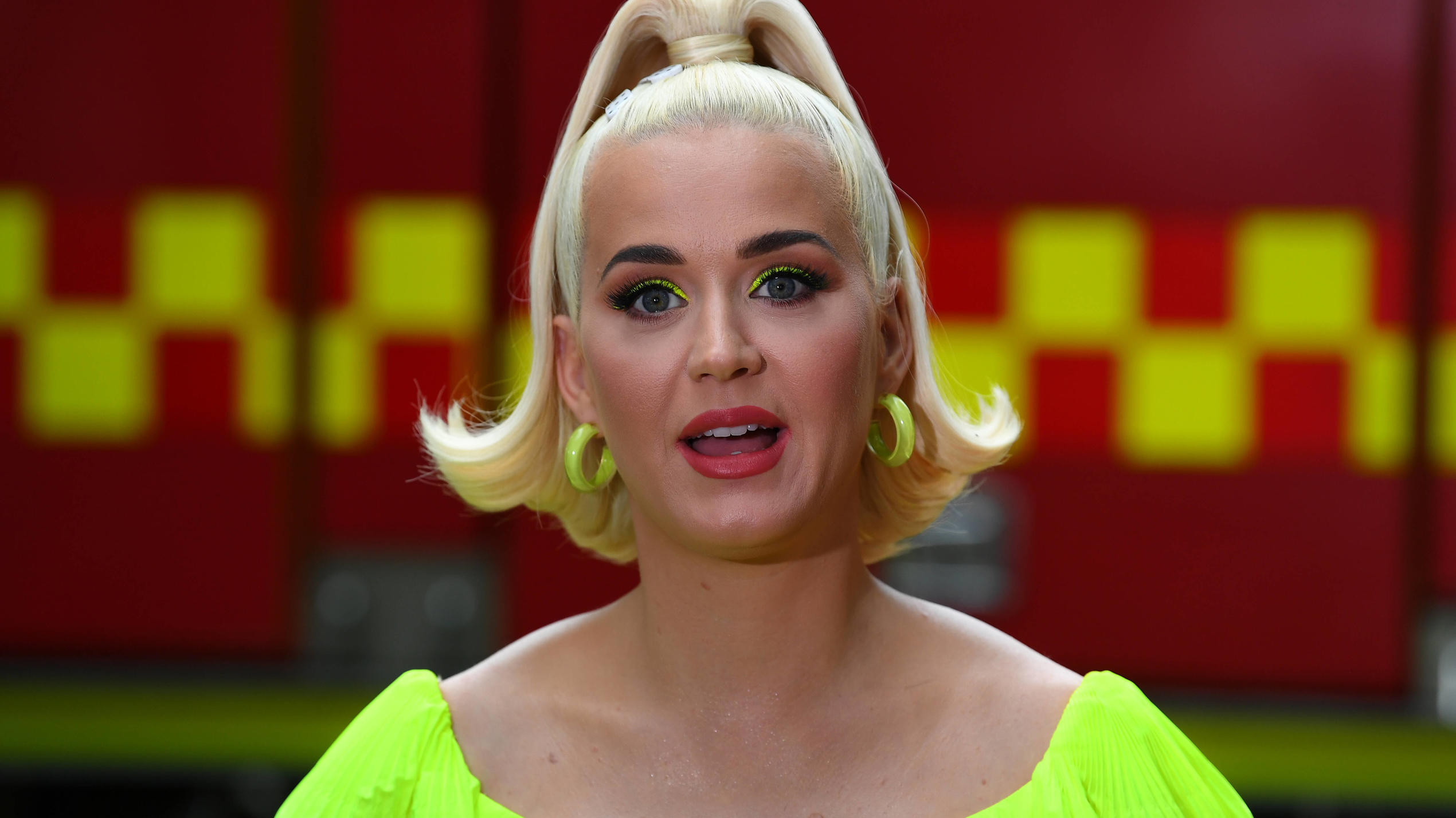 Katy Perry Zeigt Ihren Riesigen Babybauch Lange Kann Es Nicht Mehr Dauern