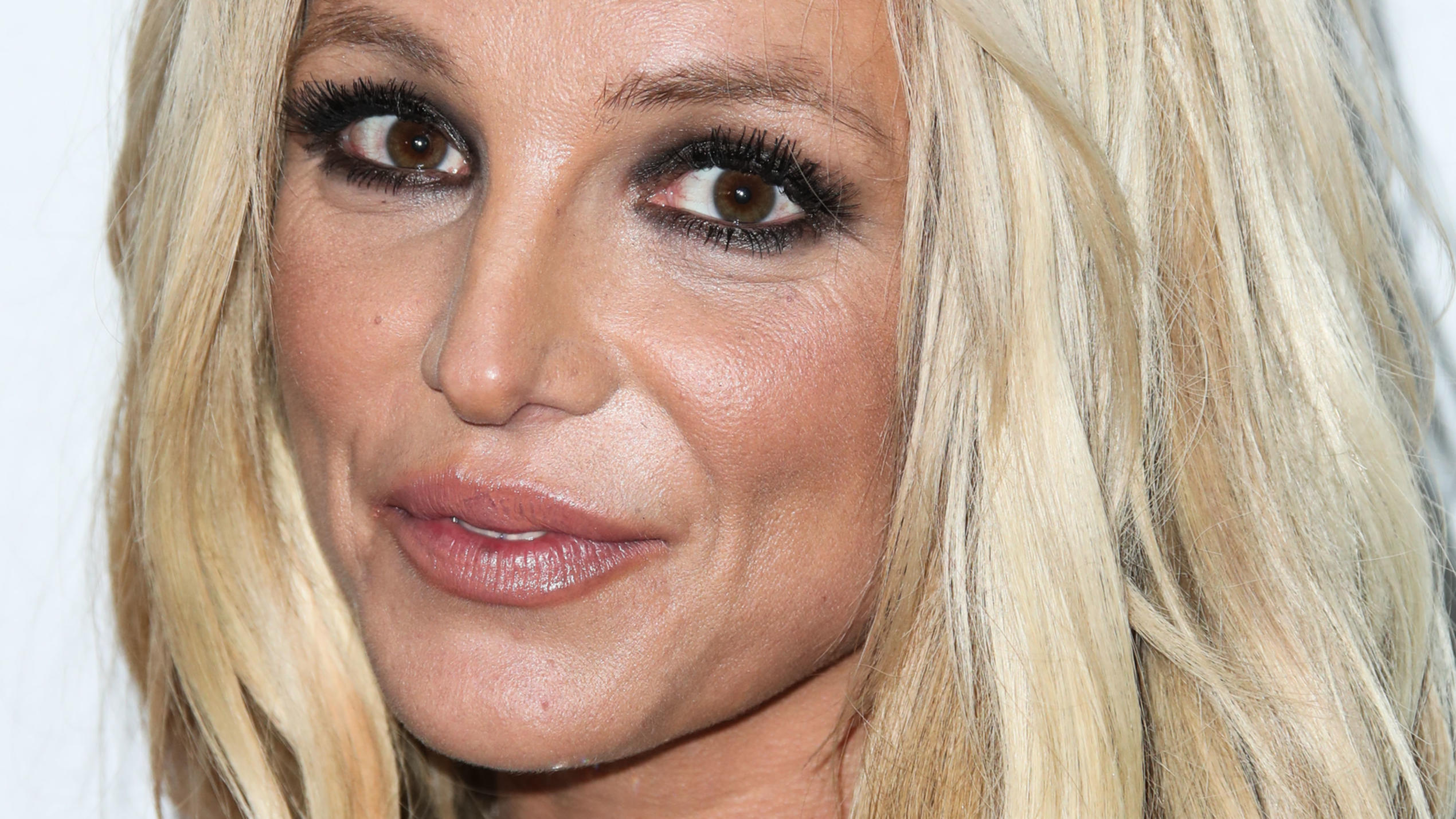 Britney Spears Wandlung Vom Sonnenschein Zur Willenlosen Marionette