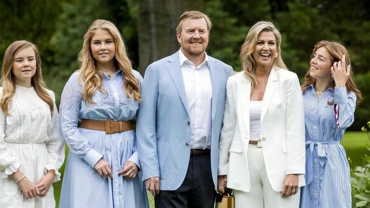 Willem Alexander Maxima Strenge Corona Regeln Fur Ihre Tochter