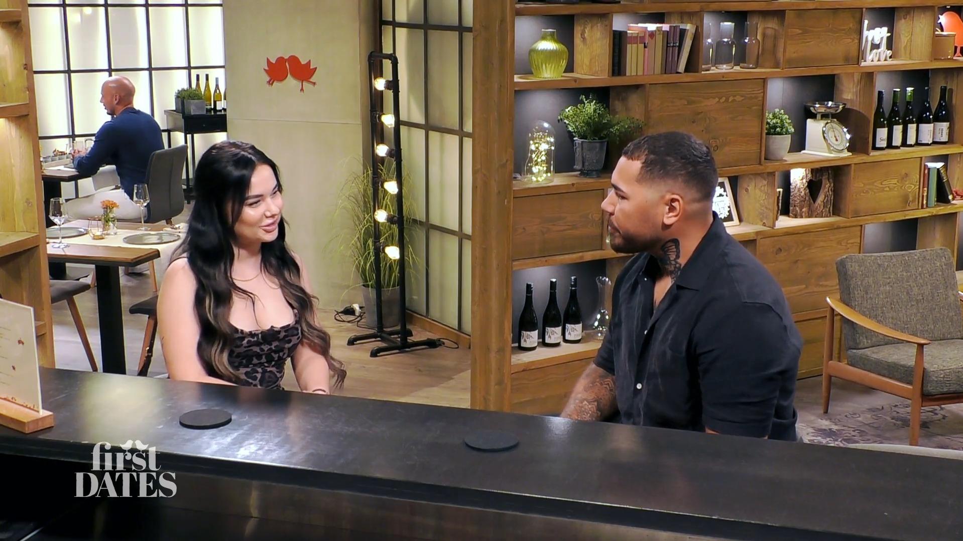 First Dates: James hat schon Pias Freundin gedatet