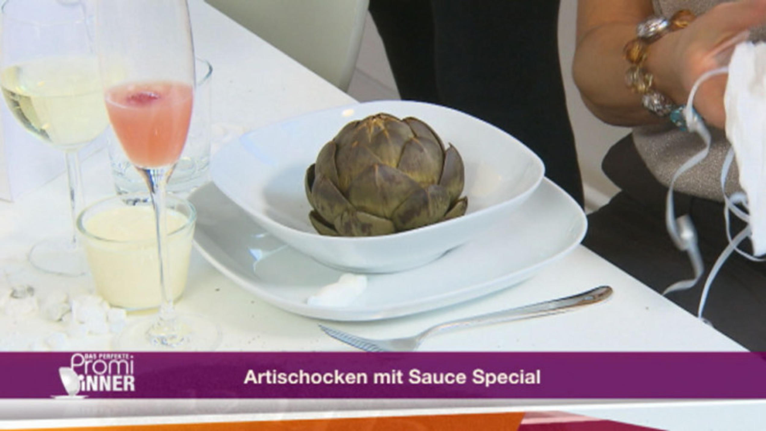 "Herzen unter Schock mit Soße Spezialo" – Artischocken mit Sauce Special