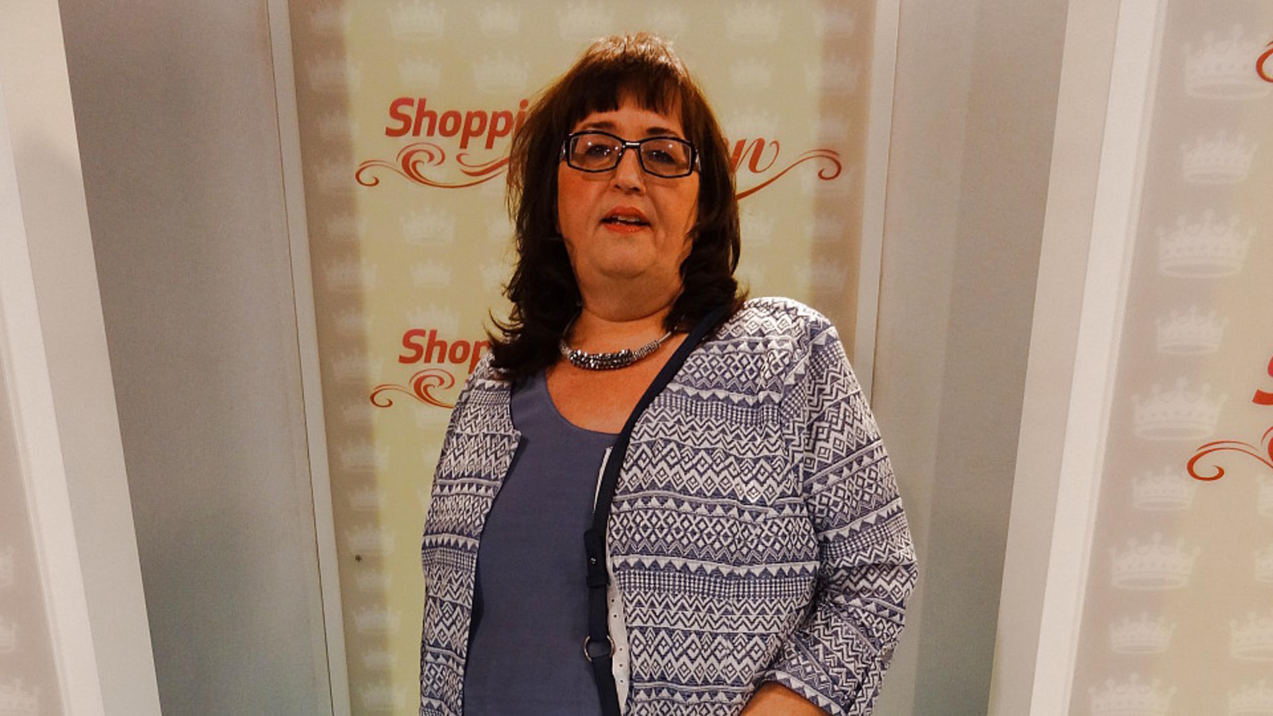 "Shopping Queen"-Kandidatin Moni auf dem Catwalk