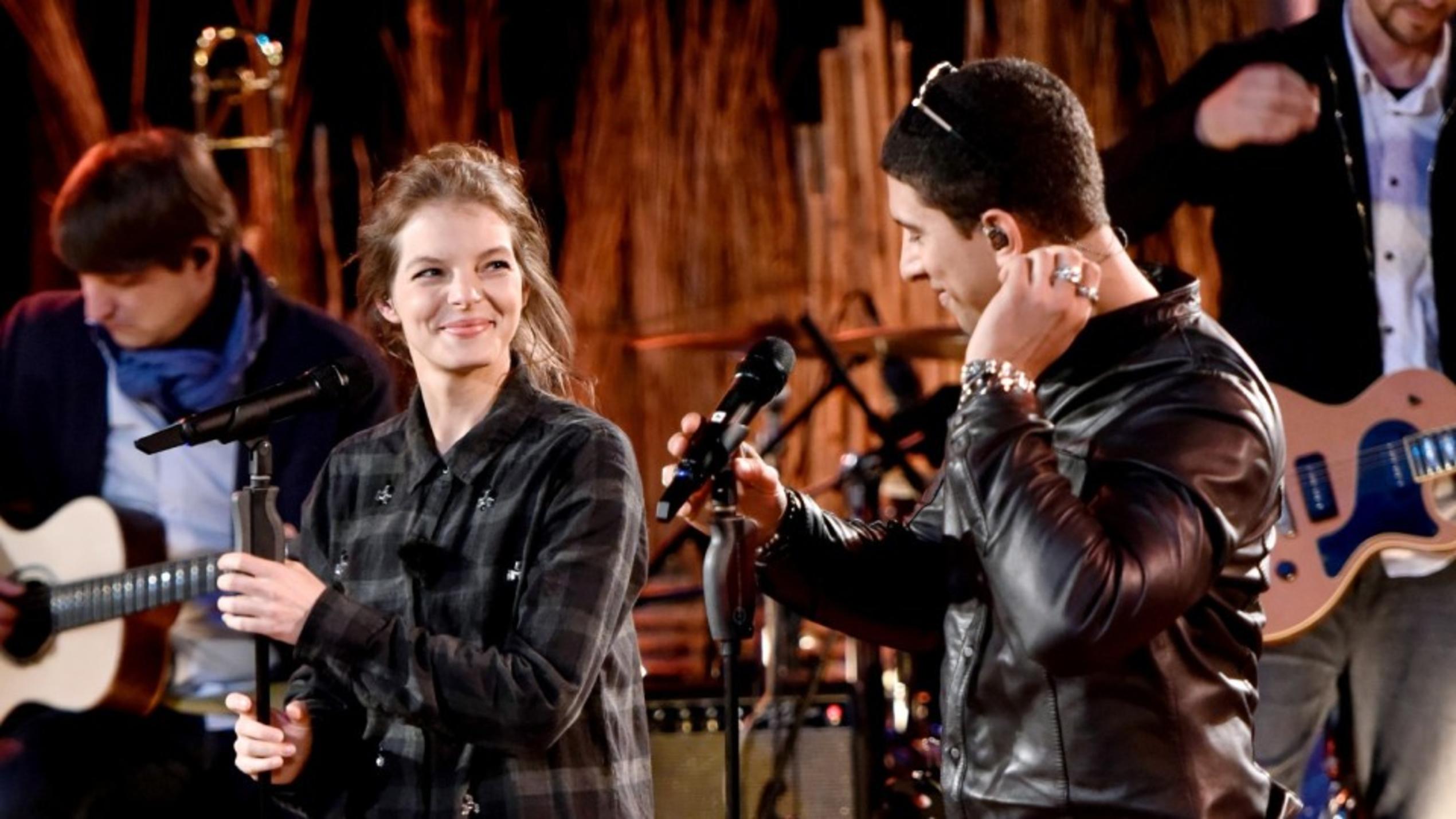 Yvonne Catterfeld und Andreas Bourani bei "Sing meinen Song" 2015.