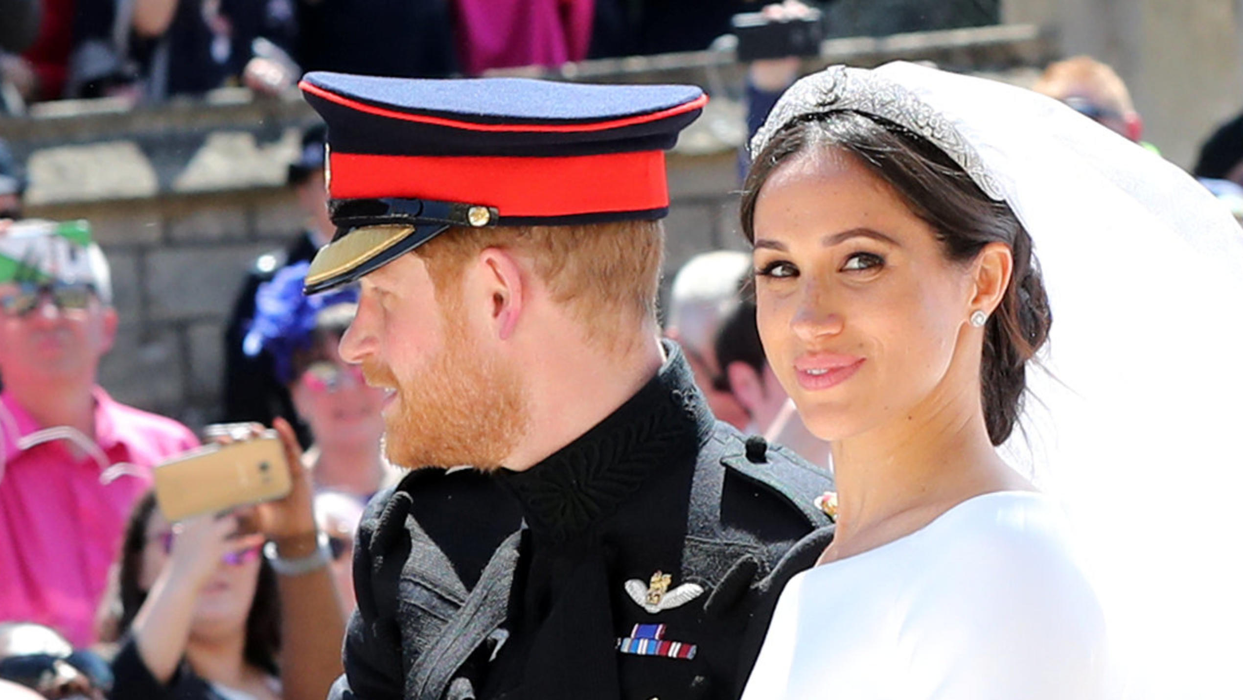 Herzogin Meghan: Mit diesem Givenchy-Brautkleid hat sie ...