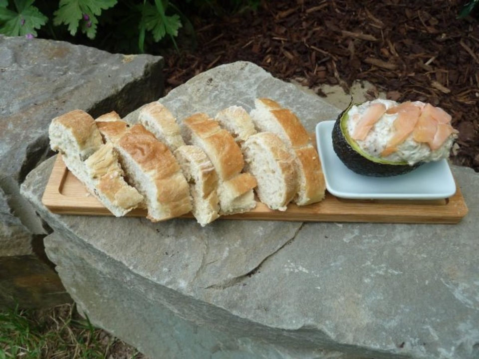 Avocadocreme mit Lachs