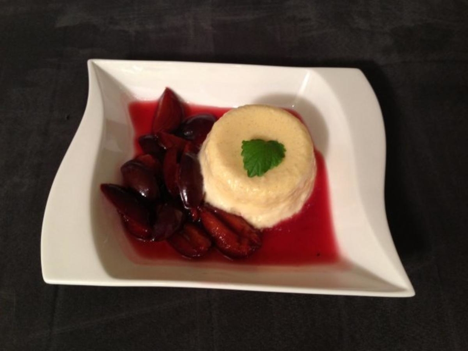 Grießflammerie mit Zwetschgenröster
