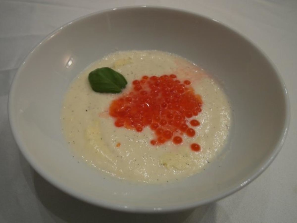 Grenadinenbomben mit Vanillesoße
