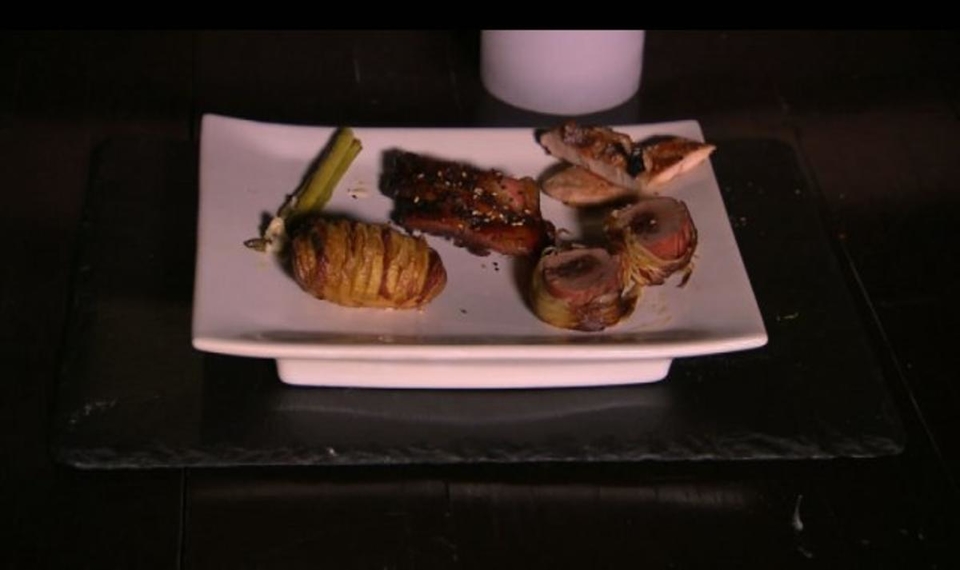 Große Sauerei:  Gefülltes  Schweinefilet, Fledermausstück, Kotlettrippchen