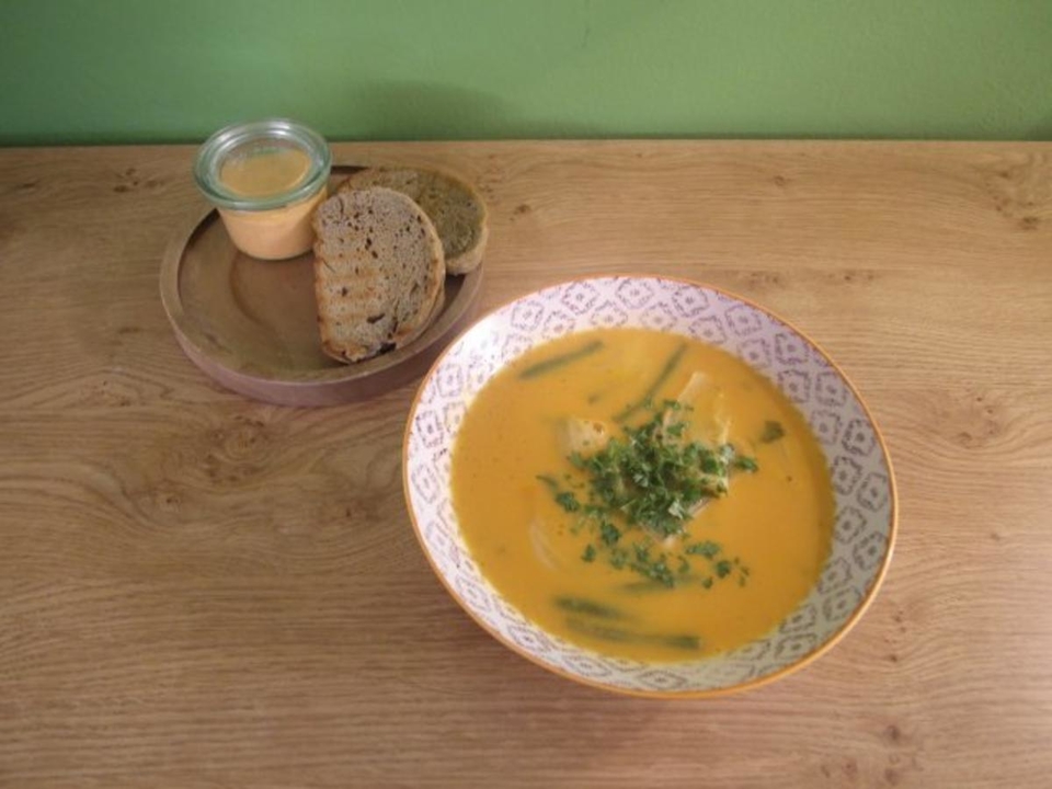 Bodensee-Bouillabaisse mit Röstbrot und Sauce Rouille