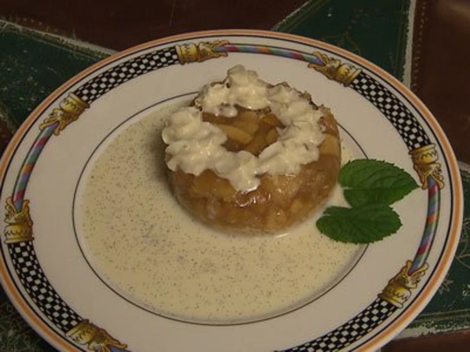 Apfelweintorte mit Vanillesoße