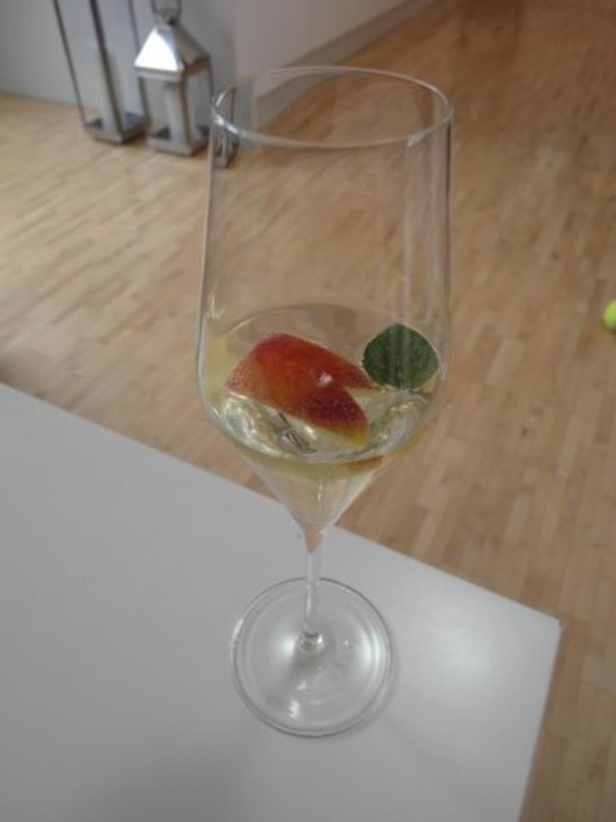 Ein Stückchen Dom in herrlich leichtem Perlwein