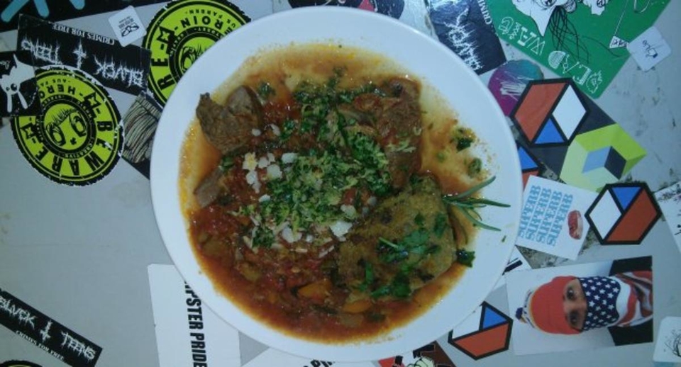 Osso Bucco mit Steinpilzpolenta und Gremolata (Kalbshaxe)