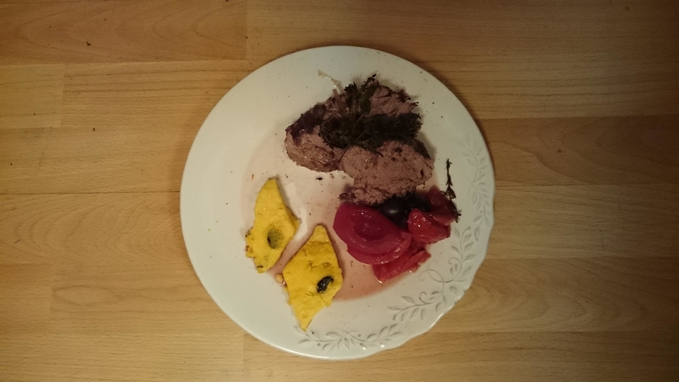 Polentarauten mit geschmortem Rinderfilet