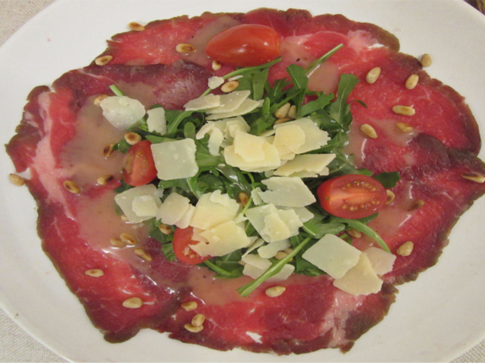 Rohrindschmankerl an Röhrlsalat