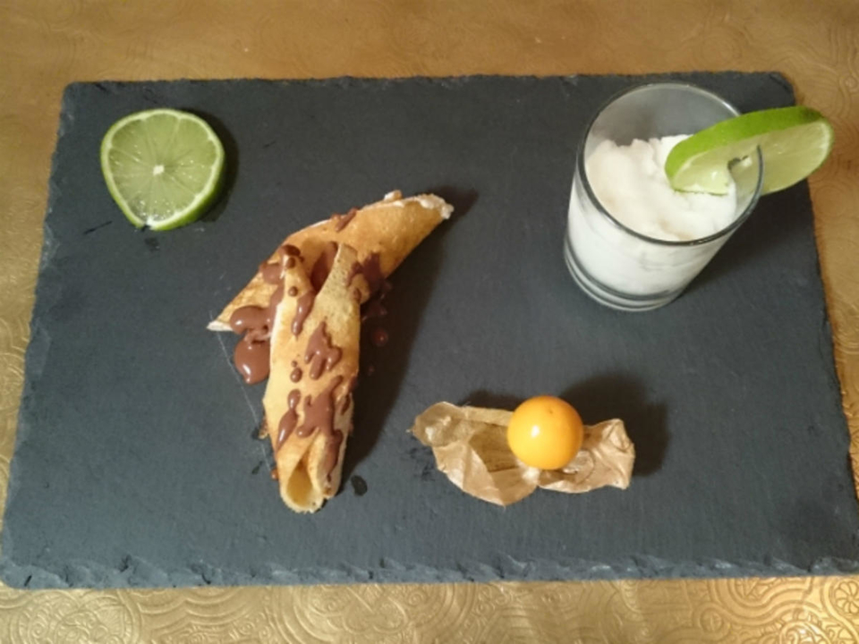 Süße "Cannelloni" mit Holunder-Limetten-Sorbet