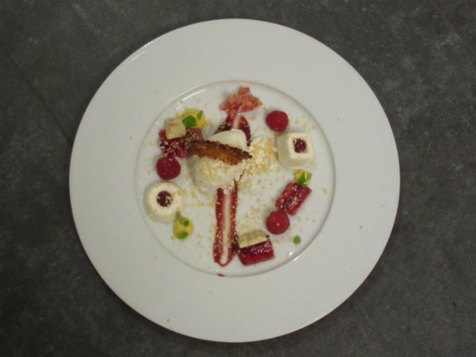 Variation von Rhabarber & Joghurt