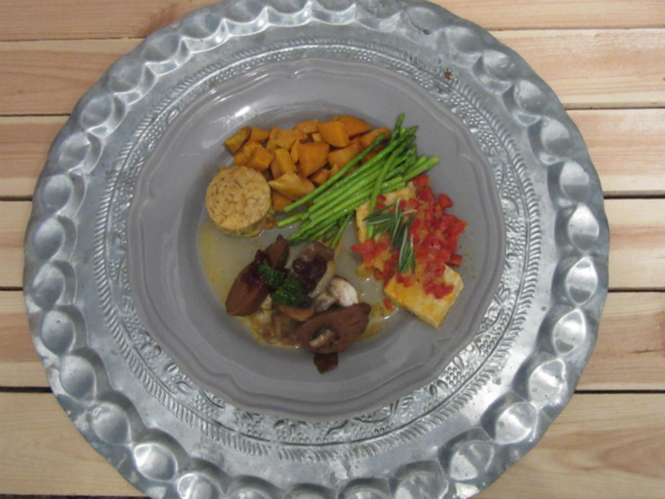 Trilogie von Tofu, Tempeh und Seitan