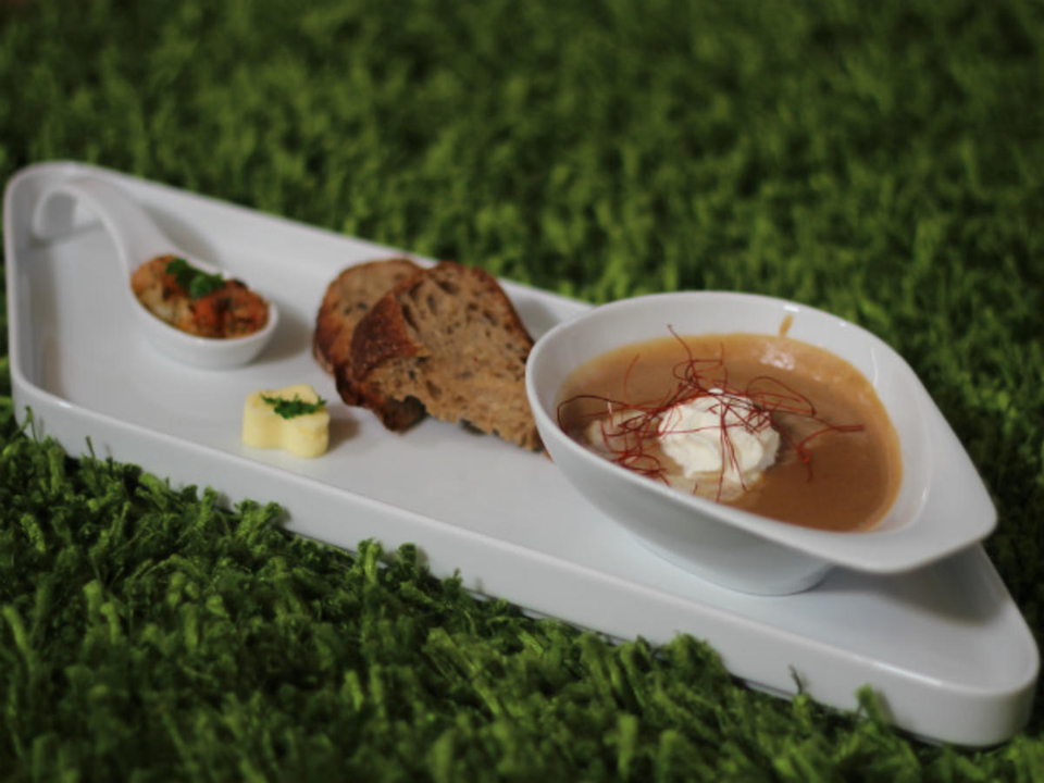 Maronencreme-Suppe mit gebratenen Garnelen