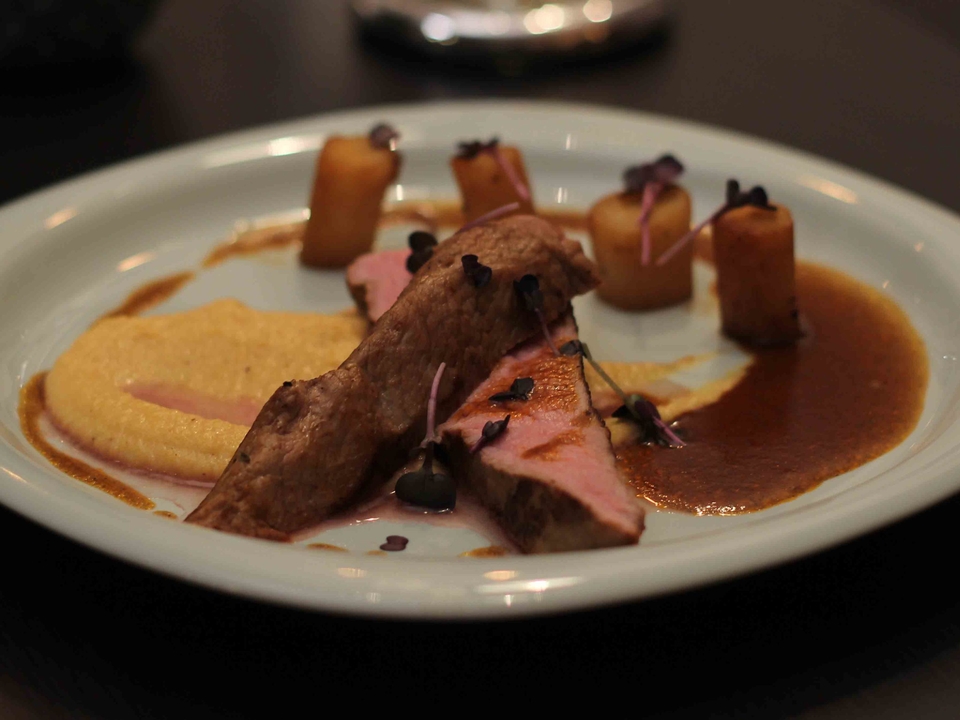 Tafelspitz sous-vide mit Steckrübe und Schwarzwurzel