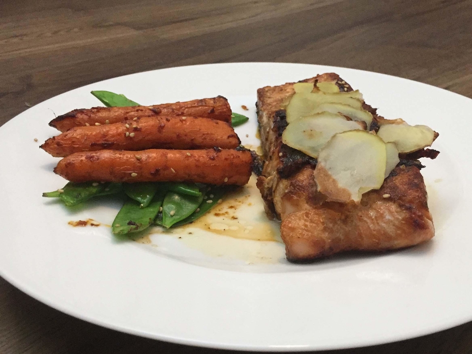 Teriyaki Lachs mit Gemüse