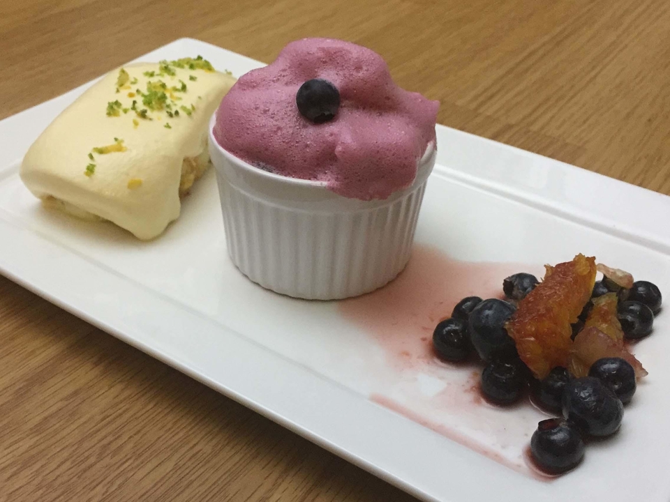 Limoncello Tiramisu, Haagse Bluf und Frucht Salsa