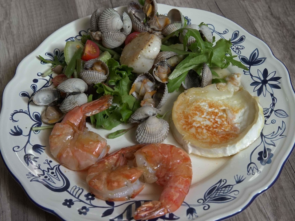 Mediterraner Gambas Salat