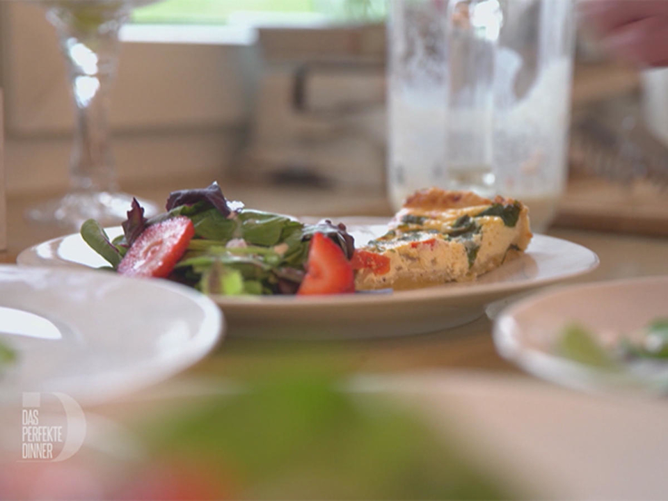 Pflücksalat mit Bärlauchtarte