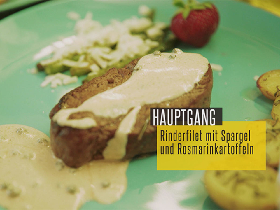 Rinderfilet, Rosmarinkartoffeln und grüner Spargel