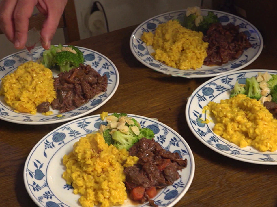 Murmeltier mit Safran-Risotto und Broccoli