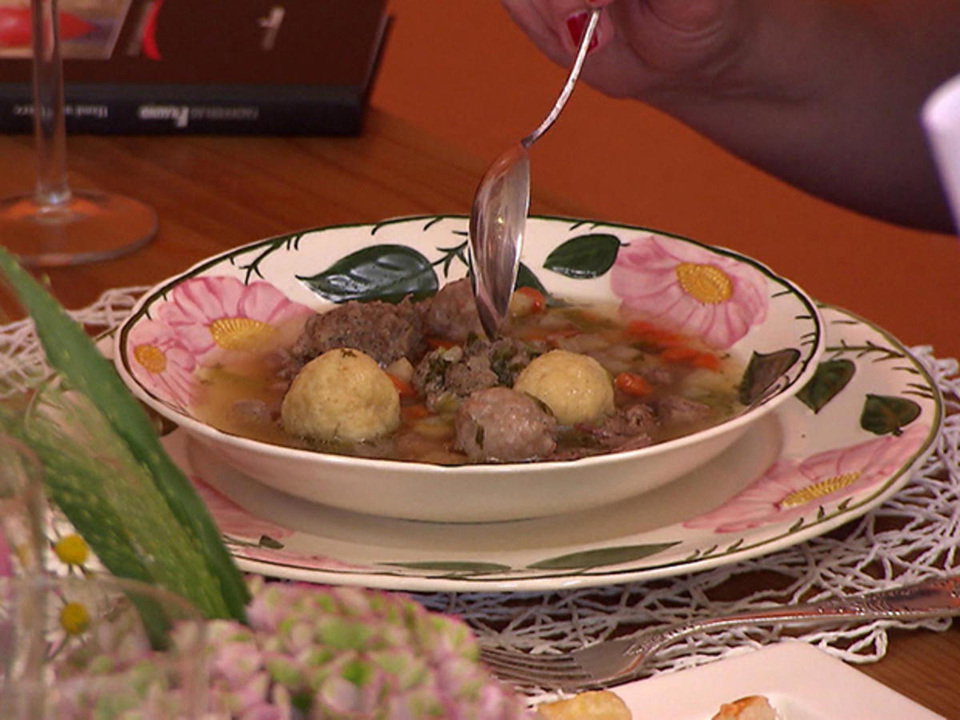 Hochzeitssuppe