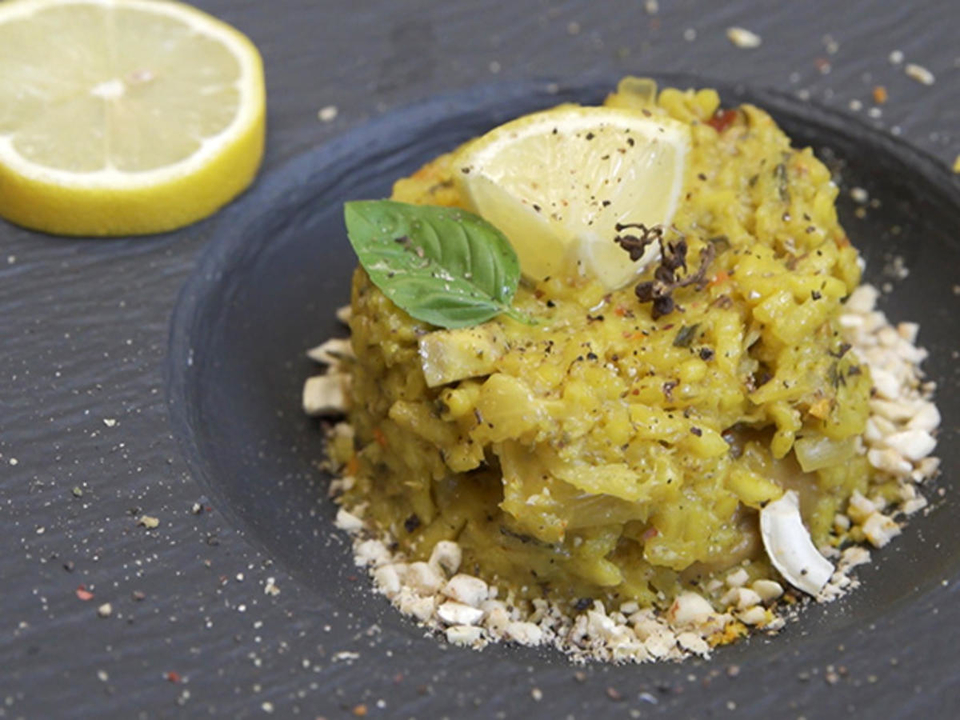 Steinpilz-Safran-Risotto mit eingelegten Zitronen