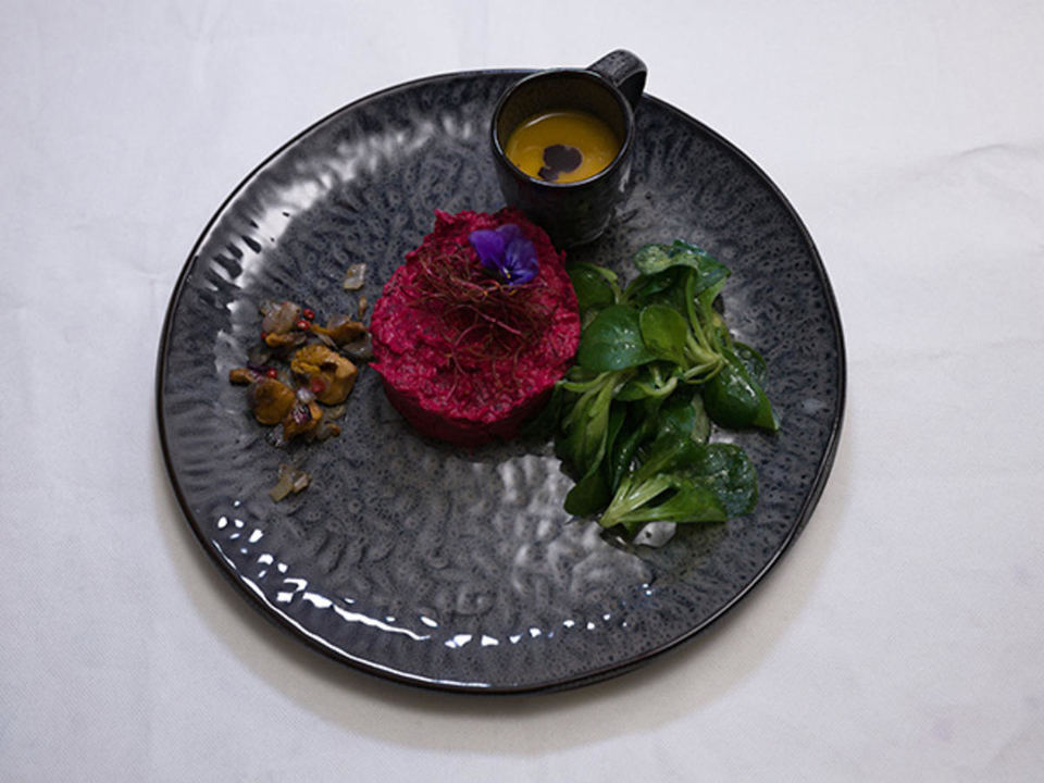 Rote Bete Mousse und Kürbiscremesuppe