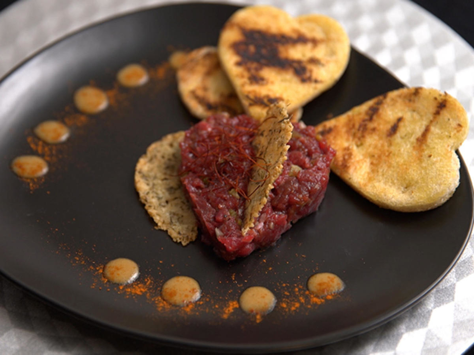 Tatar Tonnato mit Parmesantalern