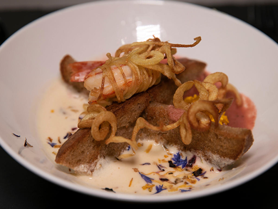 Farbduett aus Gelb und Pink mit Knusperkonfetti
