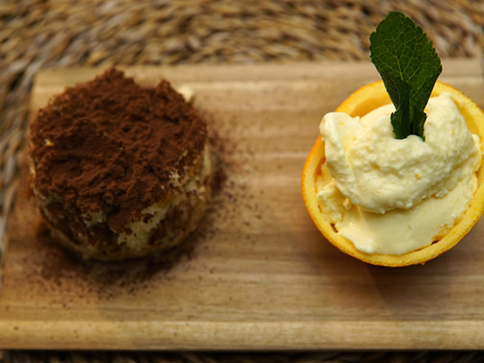 Tiramisu und Orange