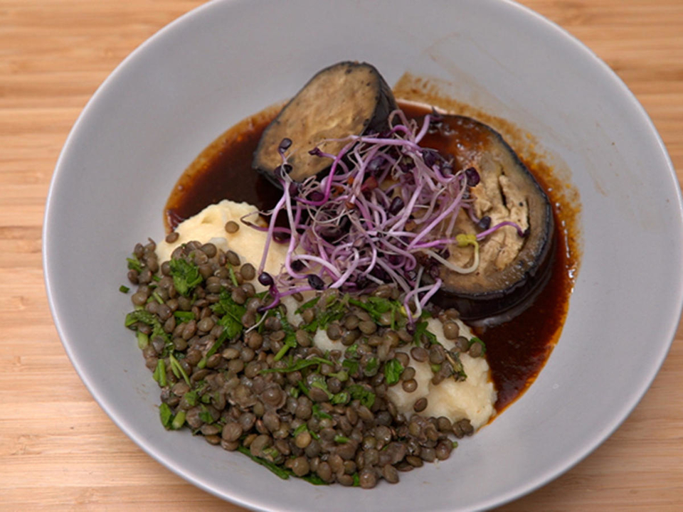 Aubergine/ Sellerie/ Linsen/ Demi Glace