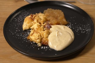Karamellisierter Kaiserschmarrn mit Apfel-Zimt-Kompott und Vanillesoße