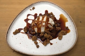 Birne an PX und Crumble