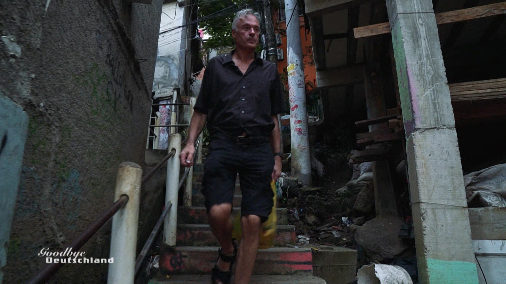 Ronald Schill lebt in einer Favela