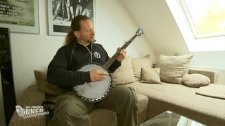 Lars, der "Haltlose" beim Essen